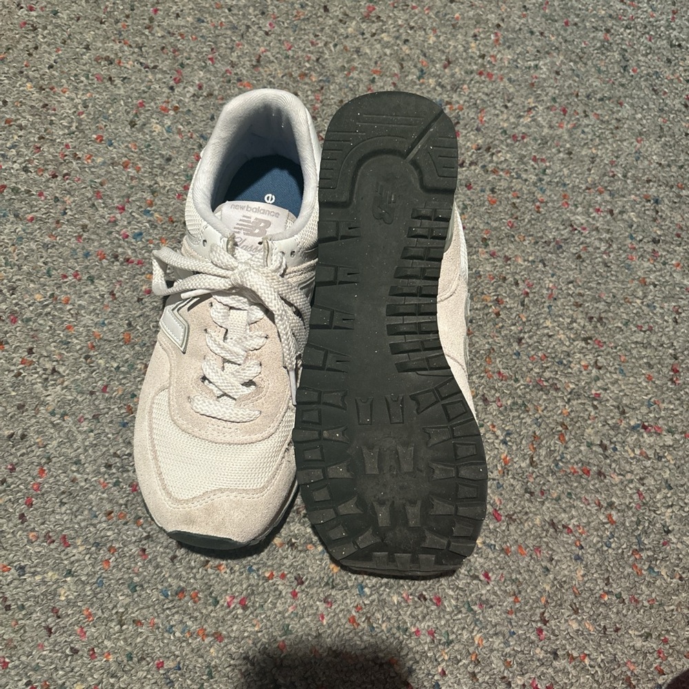 New balance sneaker worn a few times